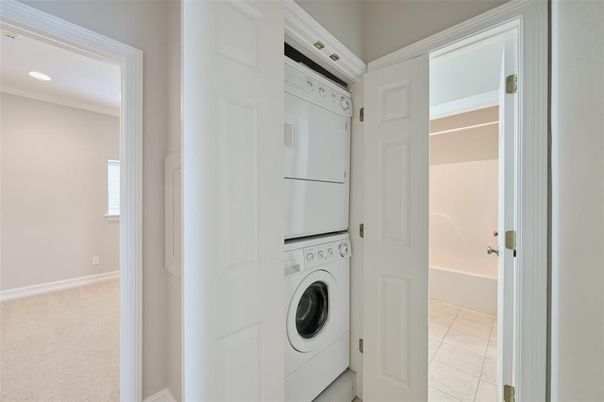 Interior, Recessed Lighting, Utility Closets, Washer