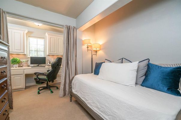 Bedroom, Home Office, Interior