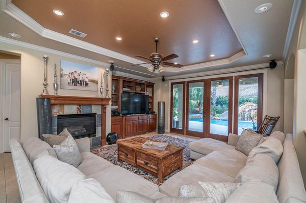 Fireplace, Interior, Living room, Recessed Lighting