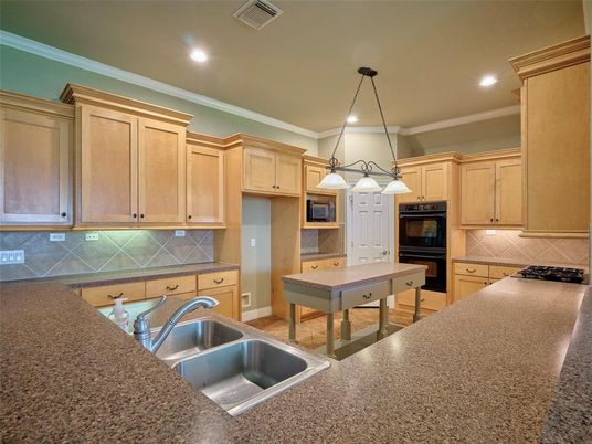 Interior, Kitchen, Pendant Lights, Recessed Lighting