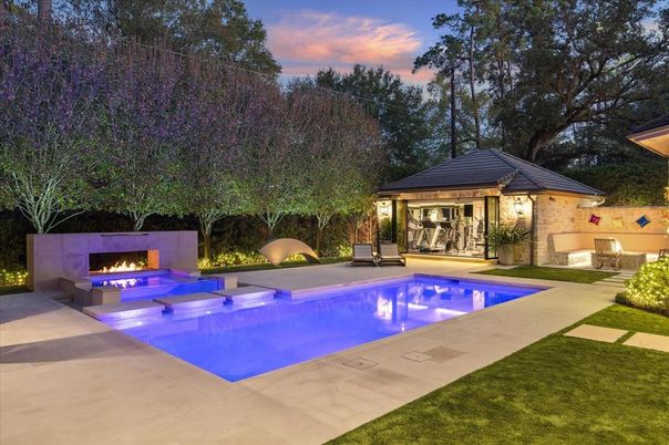 Exterior, Fireplace, Pool
