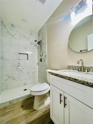 Bathroom, Interior, Marble Walls, Recessed Lighting