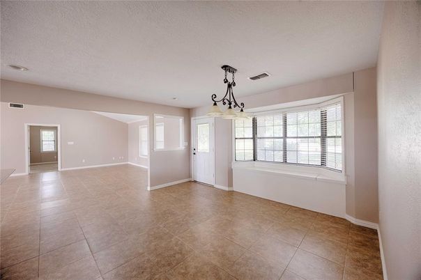 Chandelier, Empty room, Interior, Pendant Lights