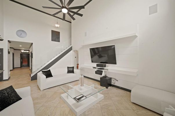 Interior, Living room, Pendant Lights