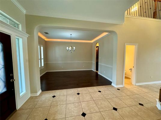 Chandelier, Interior, Wood Texture Flooring