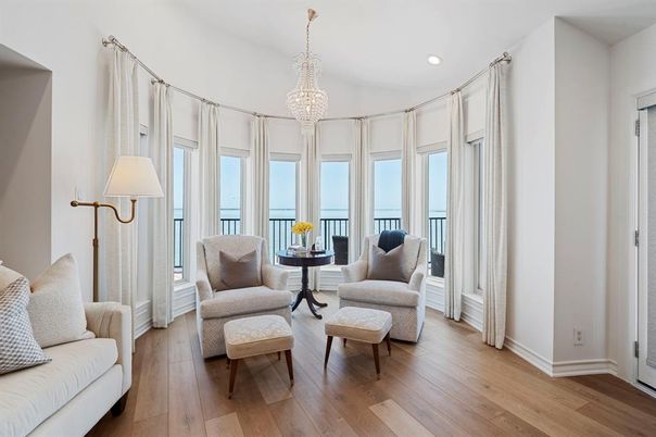 Chandelier, Interior, Living room, Recessed Lighting, Wood Texture Flooring