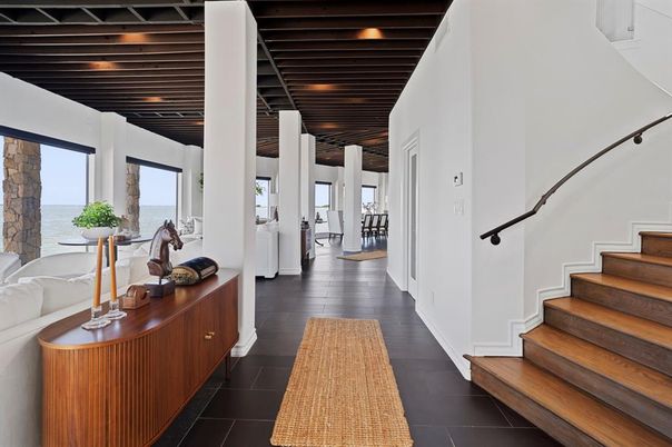 Interior, Recessed Lighting, Water