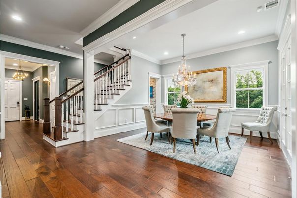Chandelier, Dining room, Interior, Recessed Lighting, Wood Texture Flooring