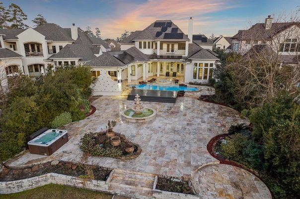Exterior, Hot Tub, Pool, Solar Panels