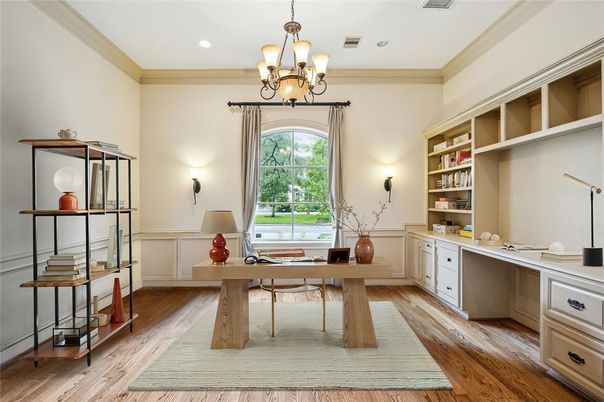 Chandelier, Home Office, Interior, Recessed Lighting, Wood Texture Flooring