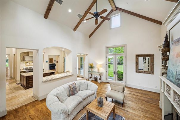 Interior, Kitchen, Living room, Recessed Lighting, Wooden Beams, Wood Texture Flooring