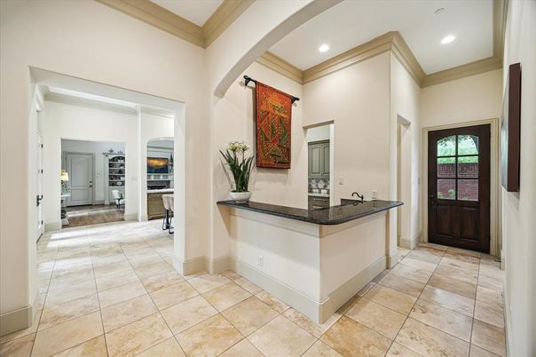 Fireplace, Interior, Recessed Lighting