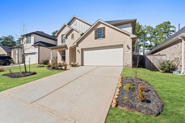 Attached, Exterior, Facade, Brick Facade, Brick Traditional