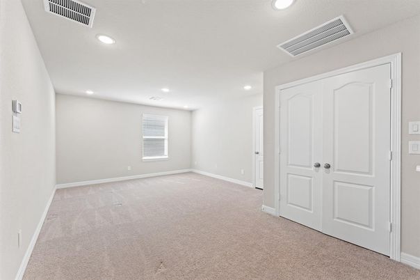 Empty room, Interior, Recessed Lighting