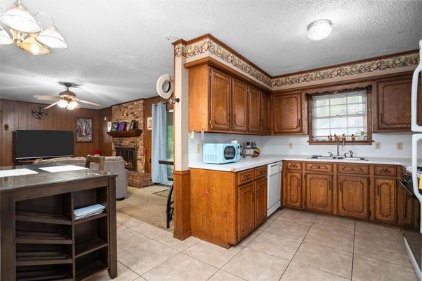 Fireplace, Interior, Kitchen