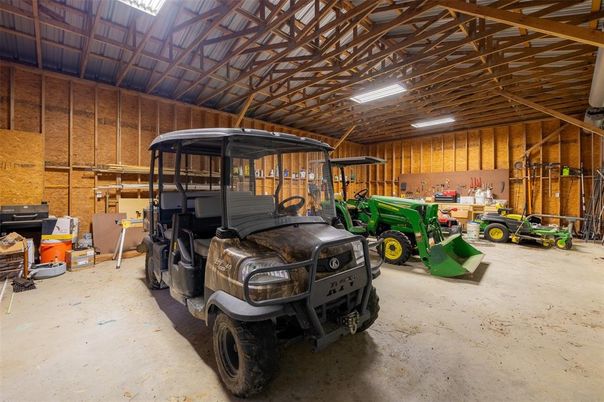 Garage, Interior, Wooden Walls