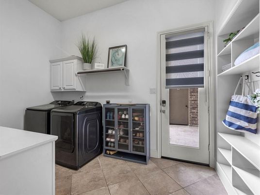 Interior, Washer