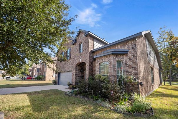 Attached, Exterior, Facade, Brick Facade, Brick Traditional