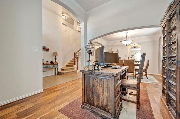 Home Office, Interior, Pendant Lights, Wood Texture Flooring