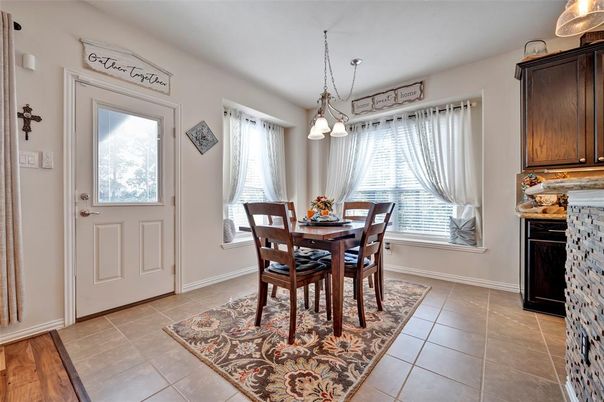 Dining room, Interior, Pendant Lights