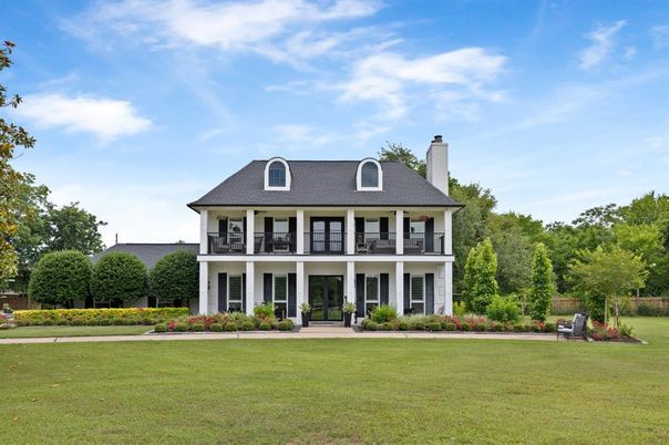 Backyard, Exterior, Facade, Georgian