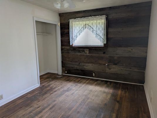 Empty room, Interior, Wood Texture Flooring, Wooden Walls