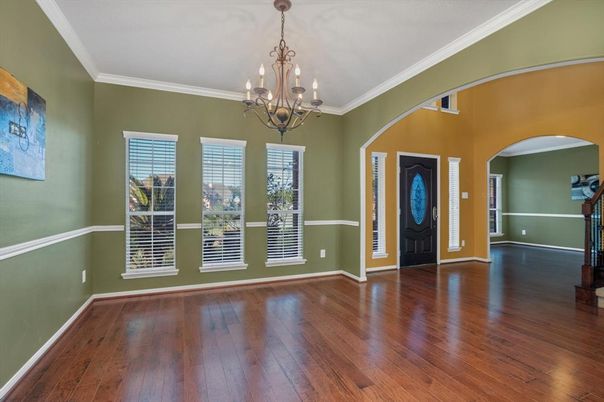Chandelier, Empty room, Interior, Wood Texture Flooring