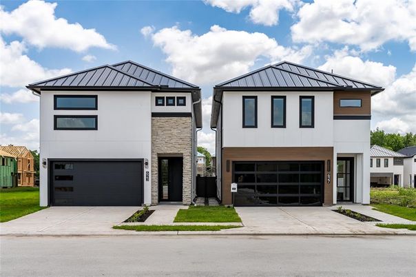 Attached, Exterior, Facade, Rowhouse