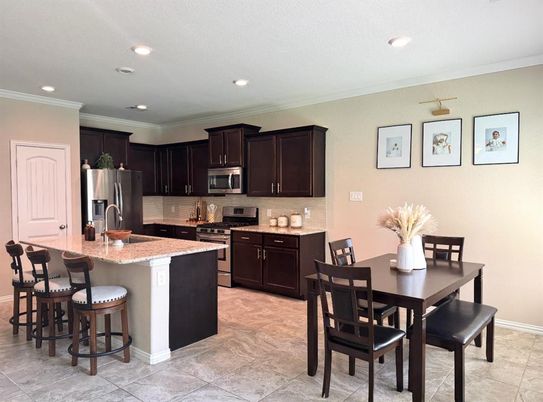 Dining room, Interior, Kitchen, Recessed Lighting, Stainless Steel Appliances