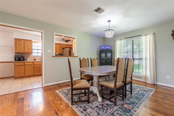 Dining room, Interior, Kitchen, Pendant Lights, Wood Texture Flooring