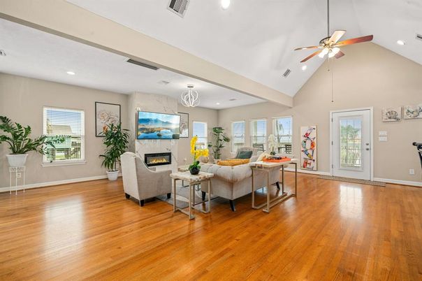 Fireplace, Interior, Living room, Recessed Lighting, Wood Texture Flooring