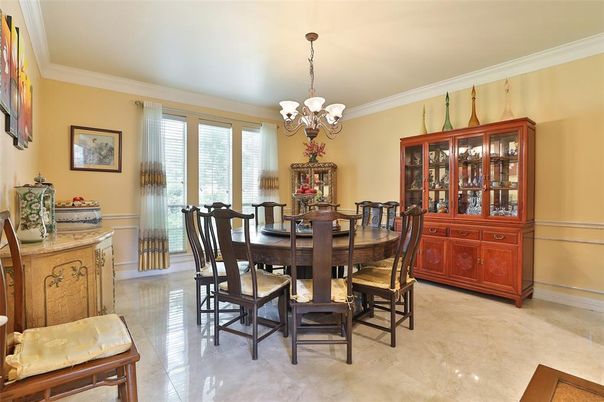 Chandelier, Dining room, Interior