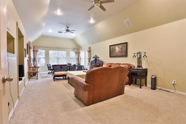 Dining room, Interior, Living room, Recessed Lighting