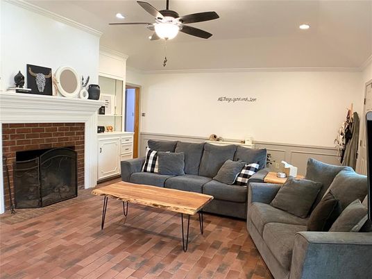 Fireplace, Interior, Living room, Recessed Lighting