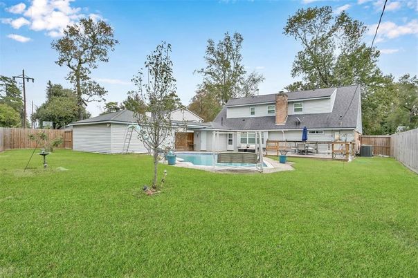 Backyard, Exterior, Pool
