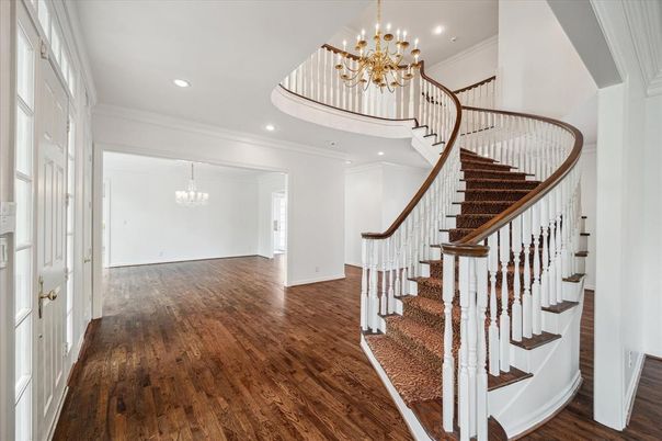 Chandelier, Interior, Recessed Lighting, Wood Texture Flooring
