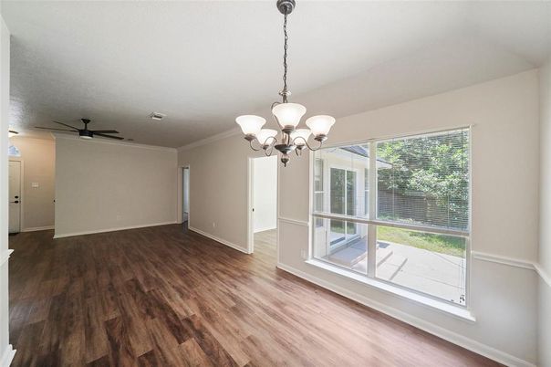 Chandelier, Empty room, Interior, Wood Texture Flooring