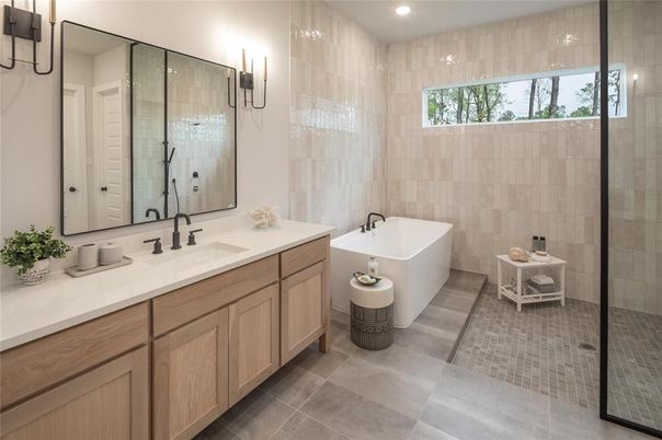 Bathroom, Dual Sink Vanities, Free Standing Baths, Glass Shower, Interior, Recessed Lighting