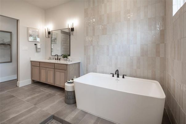 Bathroom, Dual Sink Vanities, Free Standing Baths, Interior