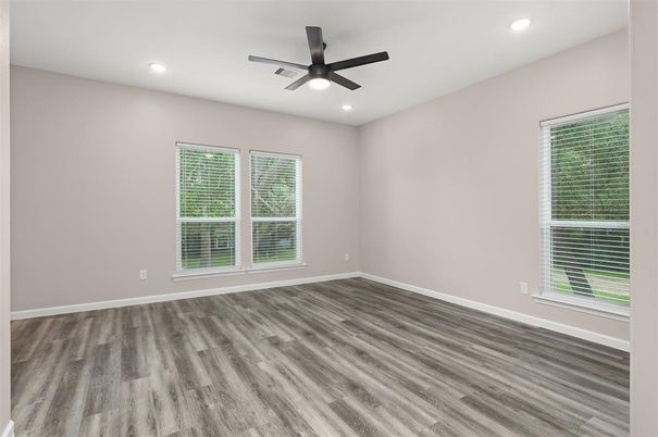 Empty room, Interior, Recessed Lighting, Wood Texture Flooring