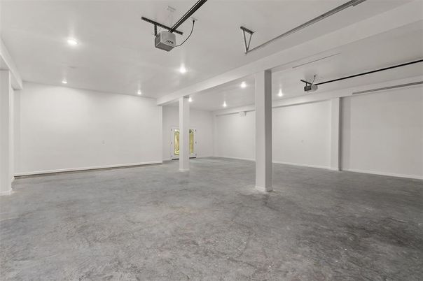 Garage, Interior, Recessed Lighting
