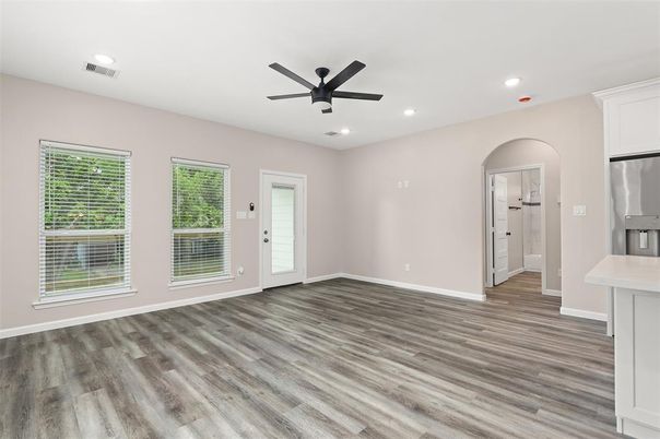 Empty room, Interior, Recessed Lighting, Wood Texture Flooring