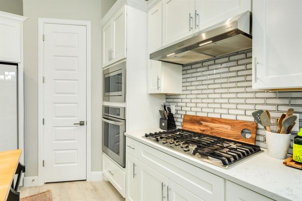 Interior, Kitchen, Stainless Steel Appliances, Wood Texture Flooring