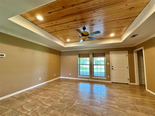 Empty room, Interior, Recessed Lighting, Wooden Ceilings