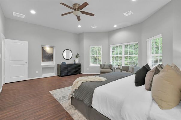 Bedroom, Interior, Recessed Lighting, Wood Texture Flooring