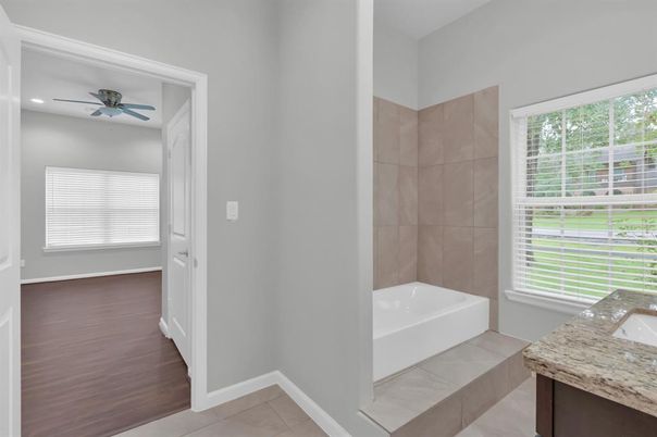 Bathroom, Interior, Recessed Lighting, Wood Texture Flooring