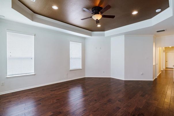 Empty room, Interior, Recessed Lighting, Wood Texture Flooring