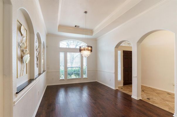 Chandelier, Empty room, Interior, Wood Texture Flooring