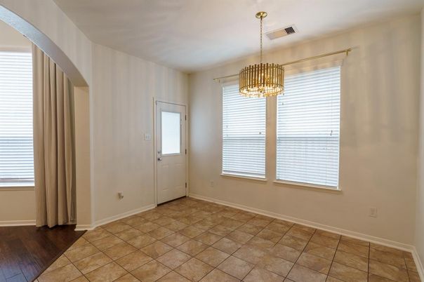 Chandelier, Empty room, Interior, Wood Texture Flooring