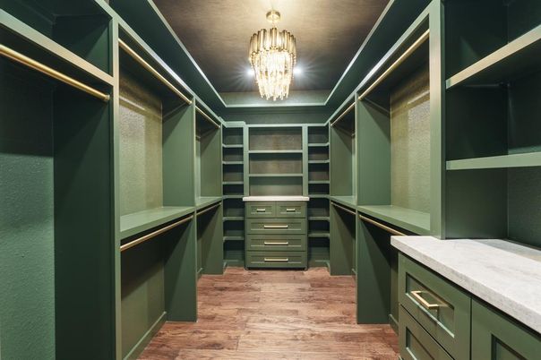 Chandelier, Interior, Walk-in Closets, Wood Texture Flooring